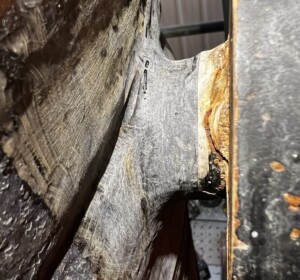 Flange connection in need of repair
